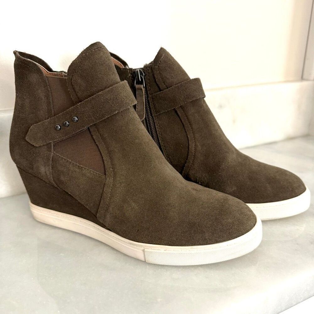Linea Paolo Suede Side Zip Freshton Wedge Sneaker Booties Dark Taupe Size 7.5